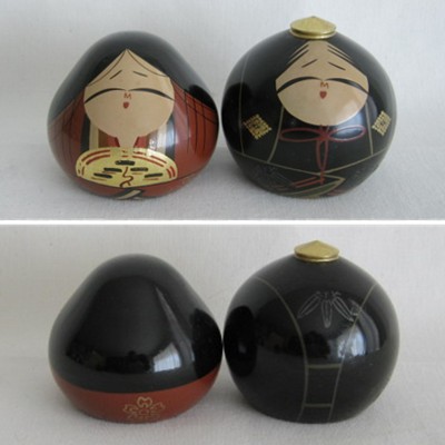 Ouchi Lacquerware Doll Pair, Large, 2-1/4" Ouchi Lacquerware Doll Pair, Large, 2-1/4"